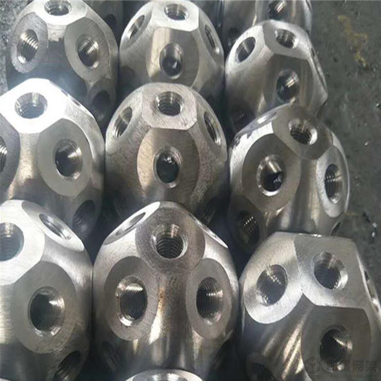 辛集螺栓球网架加工安装方法